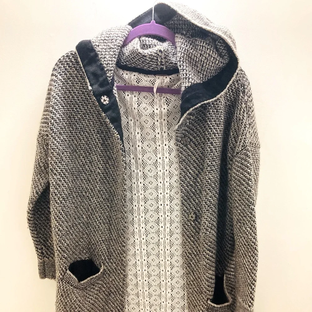 Free People knit sweater - Picture 1 of 4